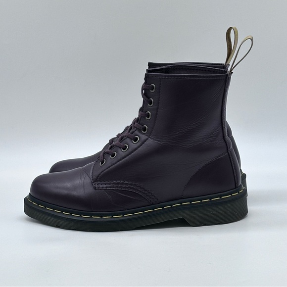 Dr. Martens Vegan 1460 Boots. Size 8 - Picture 4 of 9